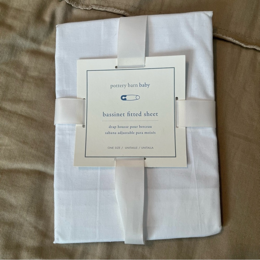 White Pottery Barn Baby Bassinet Fitted Sheet - New!